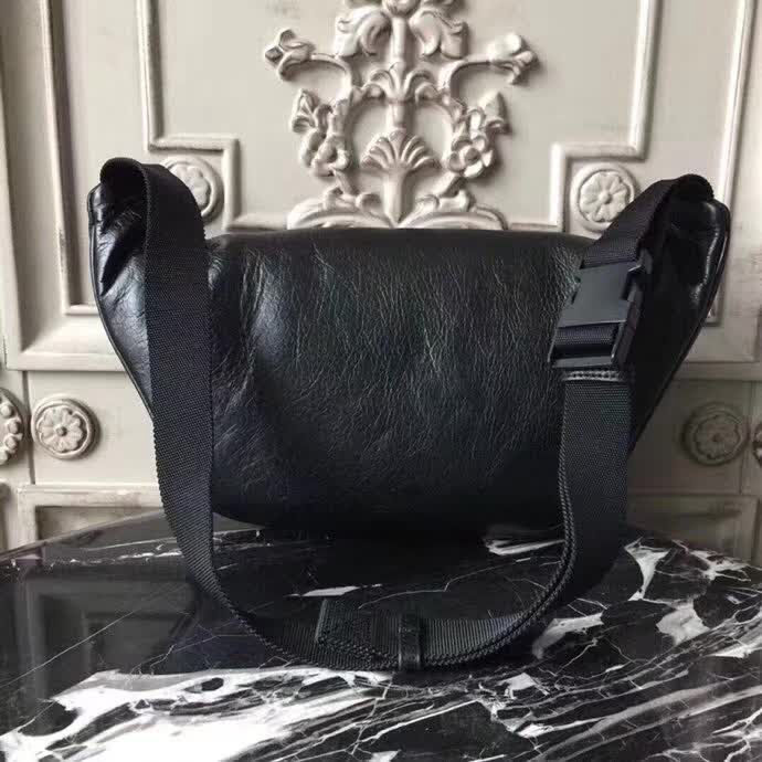 BALENCIAG巴黎世家 爆款 專櫃同步更新 可做胸包 腰包  BL1231